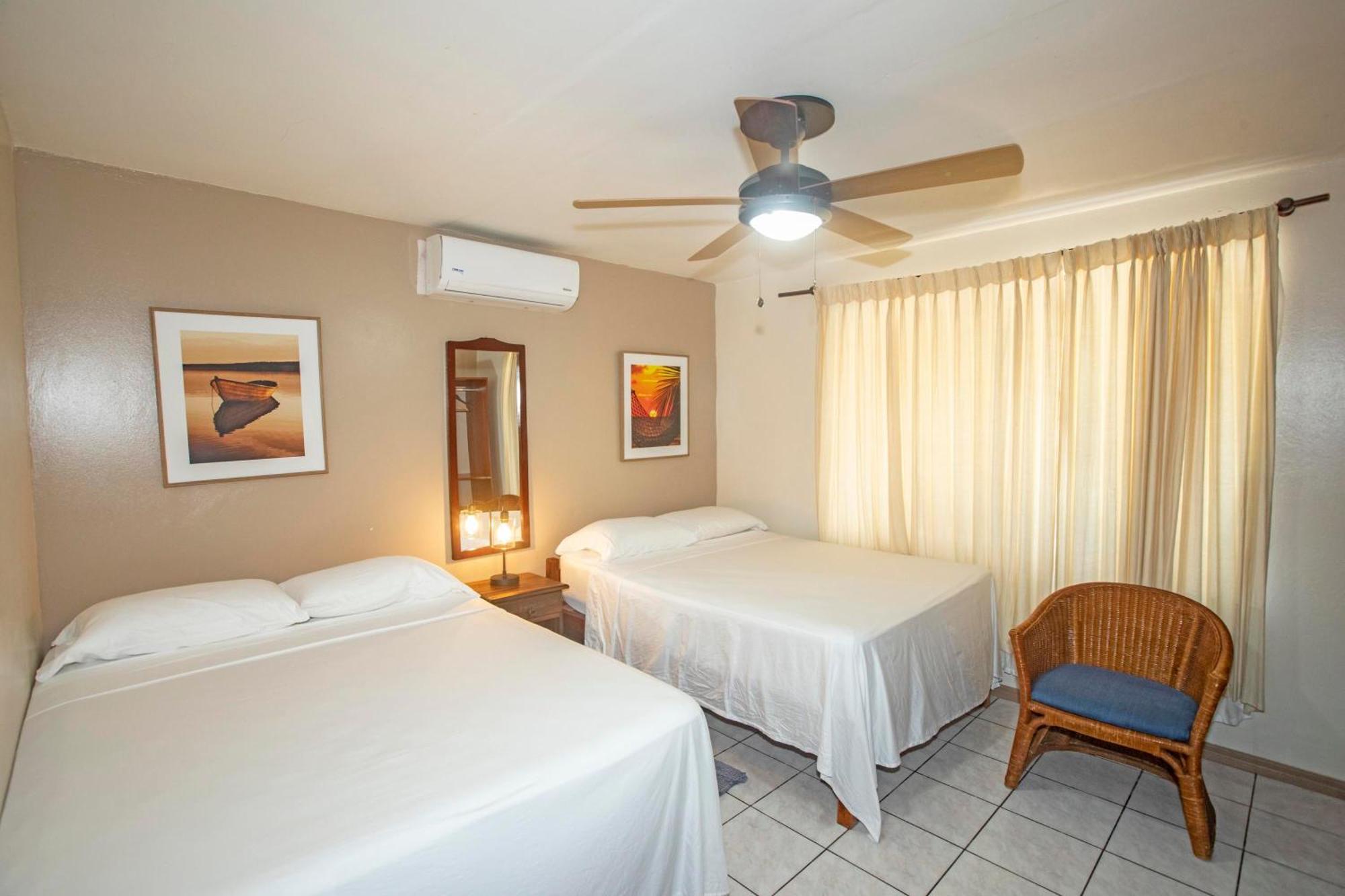 Hotel Laura'S House Коко Екстериор снимка