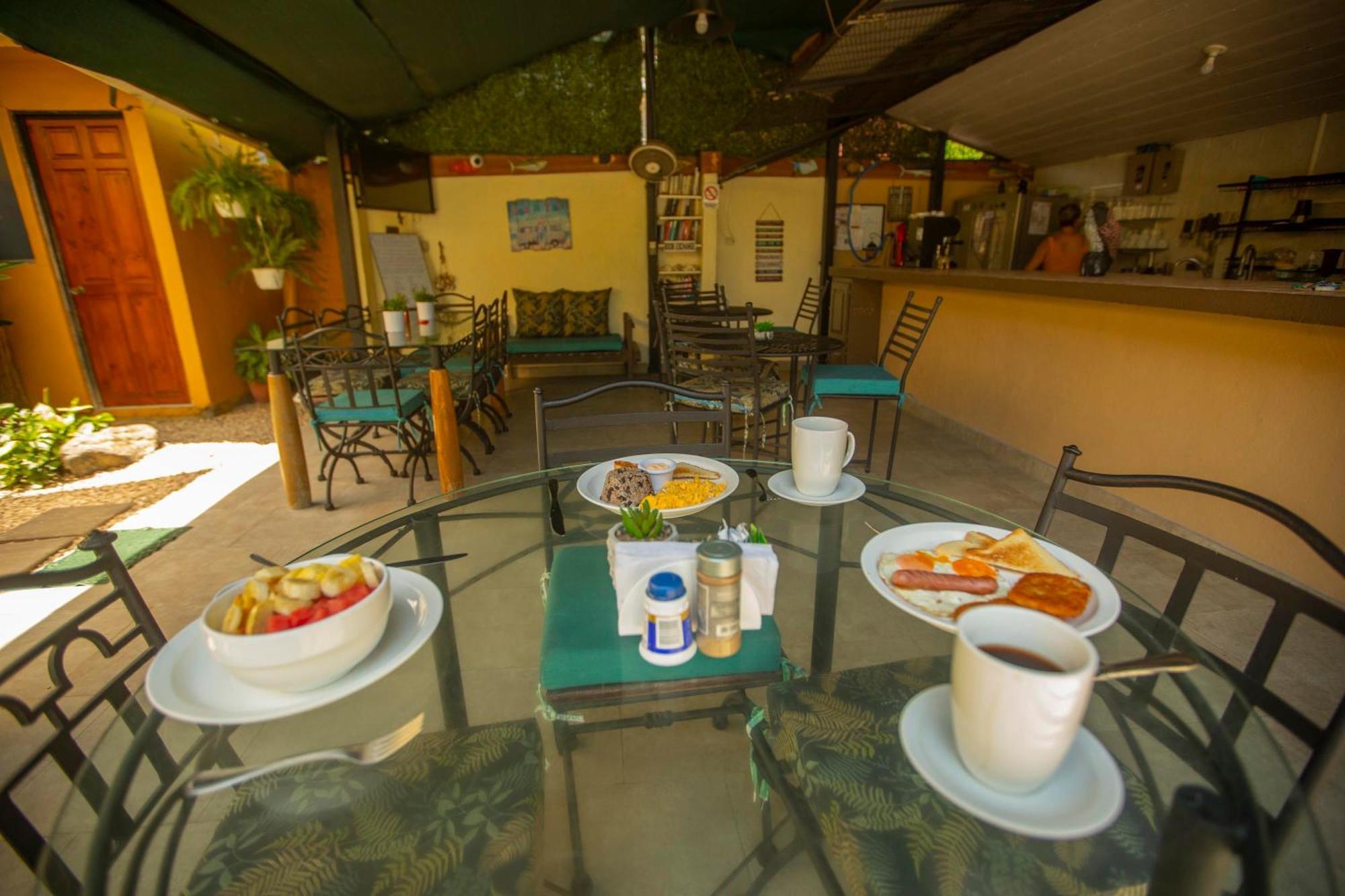 Hotel Laura'S House Коко Екстериор снимка